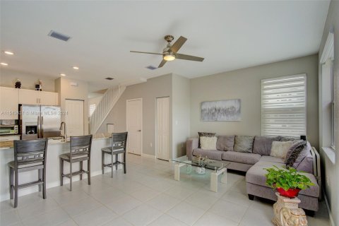 Townhouse in Homestead, Florida 3 bedrooms, 143.53 sq.m. № 1049186 - photo 12