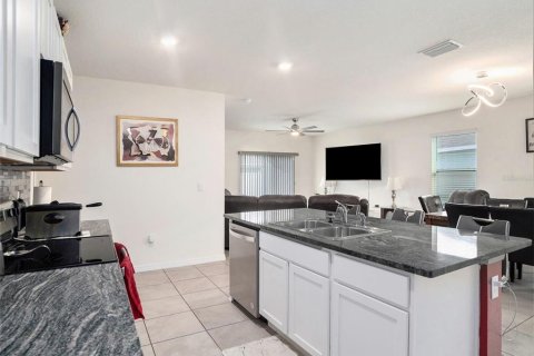 Casa en venta en Wimauma, Florida, 5 dormitorios, 234.3 m2 № 1057198 - foto 12