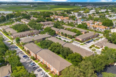 Copropriété à vendre à Orlando, Floride: 2 chambres, 130.06 m2 № 1255649 - photo 30