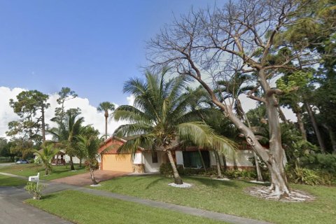 Villa ou maison à vendre à Royal Palm Beach, Floride: 4 chambres, 183.95 m2 № 1079234 - photo 4