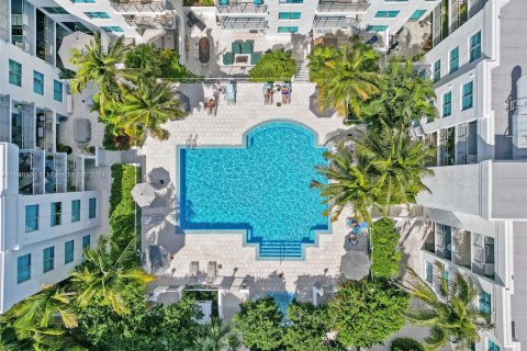 Condominio en venta en Miami Beach, Florida, 2 dormitorios, 115.85 m2 № 1040131 - foto 13