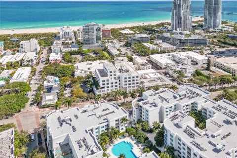 Condominio en venta en Miami Beach, Florida, 2 dormitorios, 115.85 m2 № 1040131 - foto 15