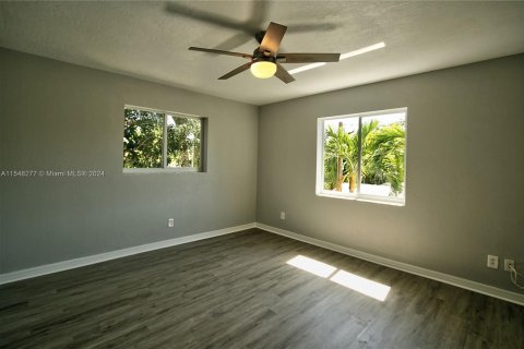 Villa ou maison à vendre à Key Largo, Floride: 4 chambres, 122.63 m2 № 1058518 - photo 9