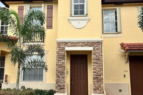 Townhouse in Homestead, Florida 2 bedrooms, 99.31 sq.m. № 1348211 - photo 2