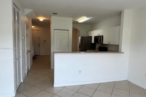 Townhouse in Homestead, Florida 2 bedrooms, 99.31 sq.m. № 1348211 - photo 20