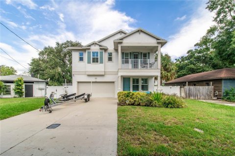 Villa ou maison à vendre à Tampa, Floride: 4 chambres, 289.39 m2 № 1403638 - photo 3