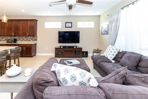 Casa en venta en Tampa, Florida, 4 dormitorios, 289.39 m2 № 1403638 - foto 23