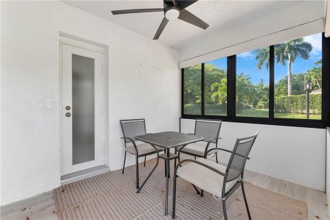 Villa ou maison à vendre à Coral Springs, Floride: 5 chambres, 282.33 m2 № 1065617 - photo 25