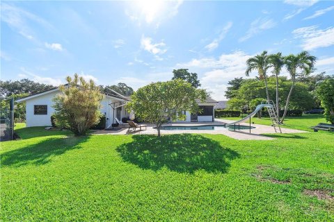 Villa ou maison à vendre à Coral Springs, Floride: 5 chambres, 282.33 m2 № 1065617 - photo 16