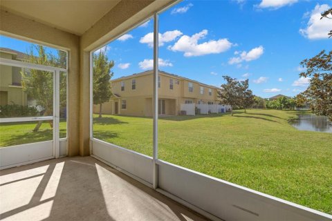 Townhouse in Ruskin, Florida 3 bedrooms, 174.66 sq.m. № 1371032 - photo 3