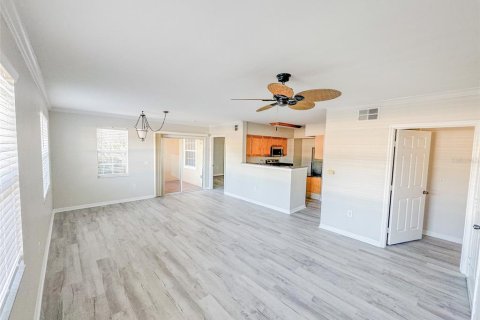 Condominio en venta en Sarasota, Florida, 2 dormitorios, 98.29 m2 № 1030470 - foto 2