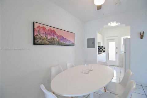 Apartamento en alquiler en Miami Beach, Florida, 2 dormitorios, 544.31 m2 № 1358906 - foto 7