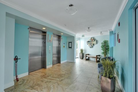 Copropriété à vendre à Boca Raton, Floride: 2 chambres, 122.26 m2 № 1075667 - photo 4