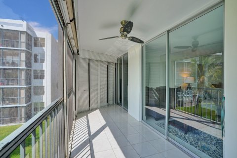 Copropriété à vendre à Boca Raton, Floride: 2 chambres, 122.26 m2 № 1075667 - photo 8