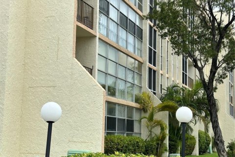 Copropriété à vendre à Hallandale Beach, Floride: 1 chambre, 87.33 m2 № 1060242 - photo 4