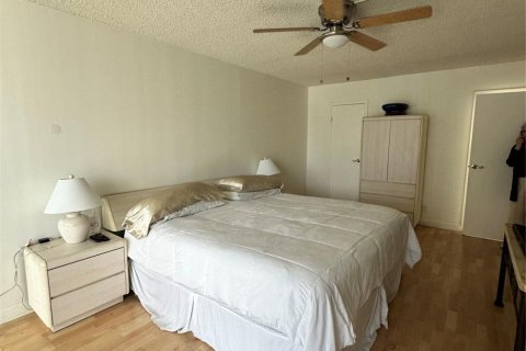 Copropriété à vendre à Hallandale Beach, Floride: 1 chambre, 87.33 m2 № 1060242 - photo 10