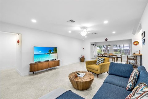 Villa ou maison à vendre à Oakland Park, Floride: 4 chambres, 174.84 m2 № 1051421 - photo 7