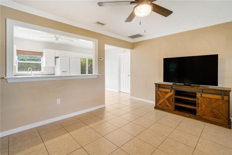 Casa en venta en North Fort Myers, Florida, 2 dormitorios, 73.39 m2 № 1384008 - foto 8