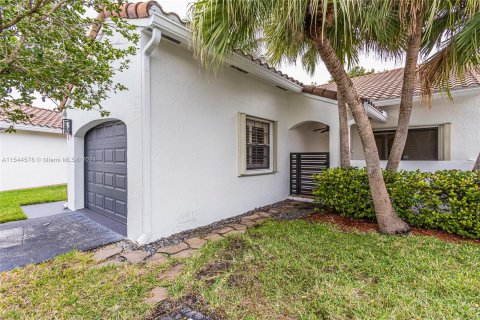 Casa en venta en Aventura, Florida, 3 dormitorios, 139.82 m2 № 1050387 - foto 10