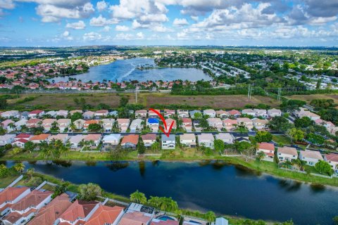 Villa ou maison à vendre à Margate, Floride: 3 chambres, 203.46 m2 № 1161636 - photo 3