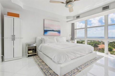 Copropriété à vendre à Fort Lauderdale, Floride: 2 chambres, 111.48 m2 № 1390061 - photo 11