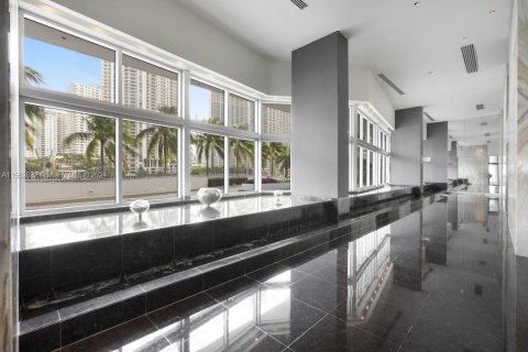 Copropriété à vendre à Miami, Floride: 1 chambre, 78.6 m2 № 1074191 - photo 19