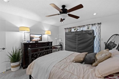 Condo in Tampa, Florida, 1 bedroom  № 1391444 - photo 23