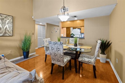 Condo in Tampa, Florida, 1 bedroom  № 1391444 - photo 12