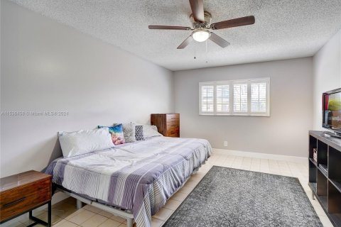 Condominio en venta en Dania Beach, Florida, 1 dormitorio, 74.32 m2 № 1033192 - foto 13