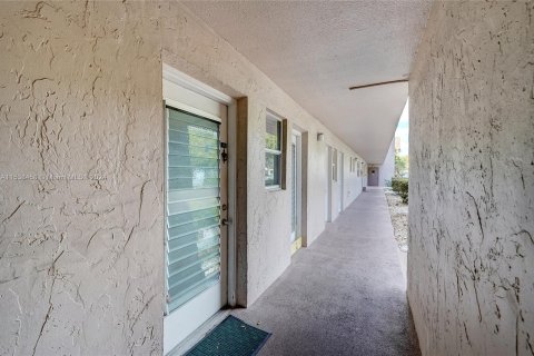 Copropriété à vendre à Dania Beach, Floride: 1 chambre, 74.32 m2 № 1033192 - photo 17