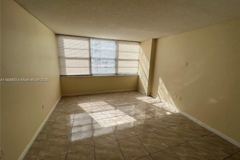 Copropriété à vendre à Aventura, Floride: 1 chambre, 93.37 m2 № 1072004 - photo 6