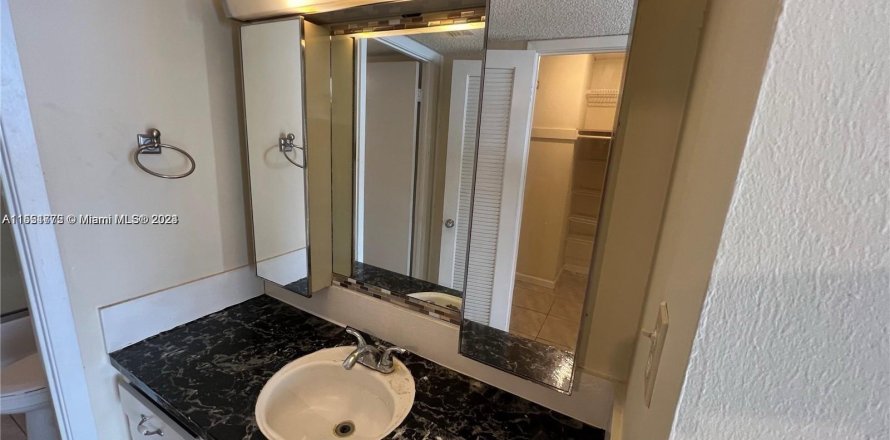 Condo in Aventura, Florida, 1 bedroom  № 1072004