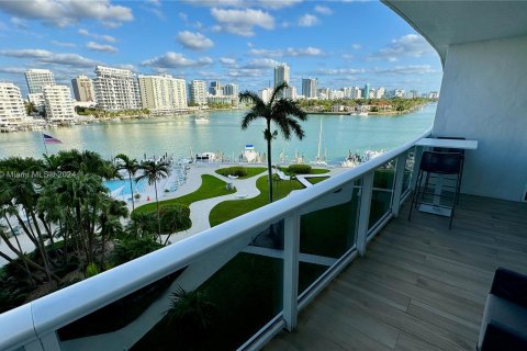 Copropriété à vendre à Miami Beach, Floride: 67.45 m2 № 1331516 - photo 24