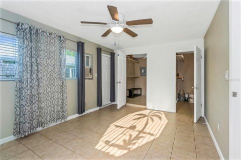 Villa ou maison à vendre à New Port Richey, Floride: 2 chambres, 92.16 m2 № 1340591 - photo 20