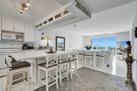 Copropriété à vendre à Miami Beach, Floride: 1 chambre, 73.76 m2 № 1294150 - photo 1