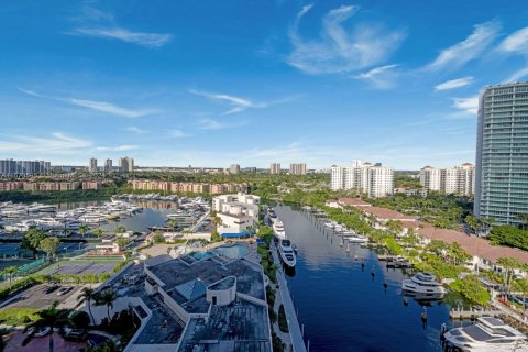 Condo in Aventura, Florida, 3 bedrooms  № 1396749 - photo 7