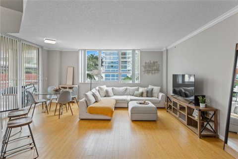 Condominio en venta en Miami, Florida, 2 dormitorios, 89.56 m2 № 1396745 - foto 2