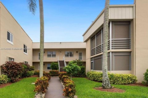 Condo in Delray Beach, Florida, 2 bedrooms  № 1037825 - photo 20