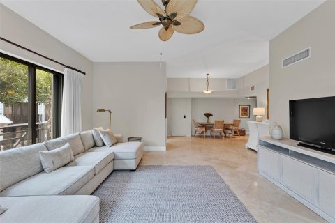 Condo in Fort Lauderdale, Florida, 2 bedrooms  № 1027103 - photo 25