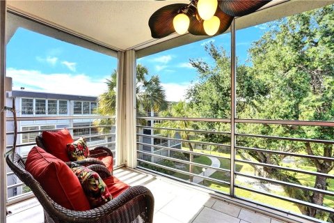 Condominio en venta en Lauderdale Lakes, Florida, 2 dormitorios, 89.19 m2 № 1067968 - foto 29