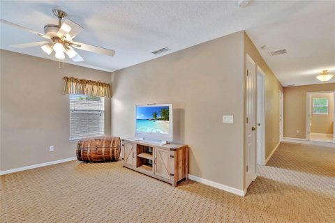 Villa ou maison à vendre à DeLand, Floride: 4 chambres, 266.72 m2 № 1404985 - photo 12