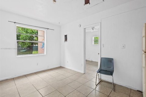 Immobilier commercial à vendre à Pompano Beach, Floride: 146.6 m2 № 1357001 - photo 17