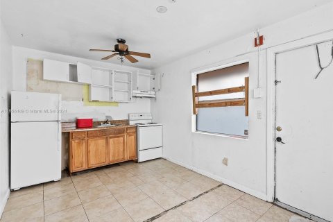 Immobilier commercial à vendre à Pompano Beach, Floride: 146.6 m2 № 1357001 - photo 4