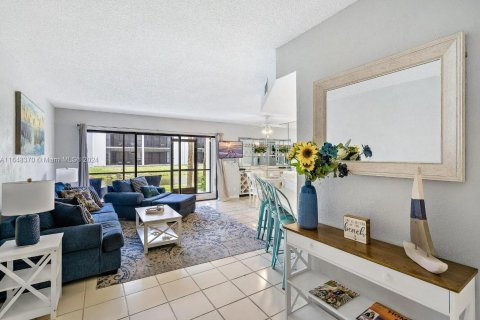 Condo in Jupiter, Florida, 1 bedroom  № 1330996 - photo 3