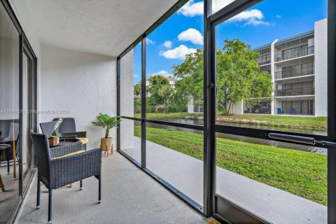 Condo in Jupiter, Florida, 1 bedroom  № 1330996 - photo 18