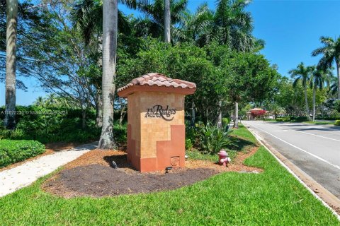 Casa en venta en Weston, Florida, 4 dormitorios, 176.7 m2 № 1399408 - foto 6