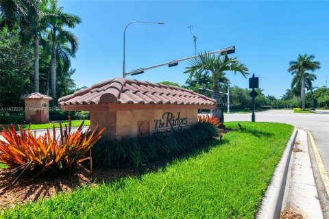 Casa en venta en Weston, Florida, 4 dormitorios, 176.7 m2 № 1399408 - foto 5