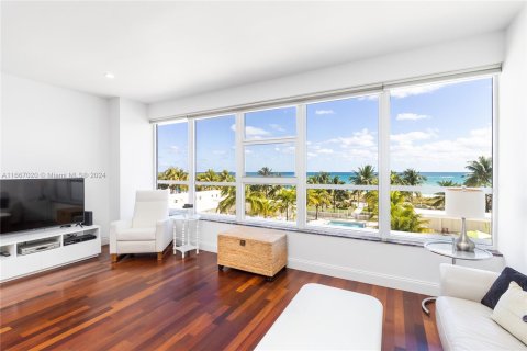 Copropriété à vendre à Miami Beach, Floride: 64.47 m2 № 1399412 - photo 2