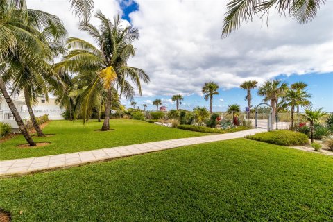 Copropriété à vendre à Miami Beach, Floride: 64.47 m2 № 1399412 - photo 16