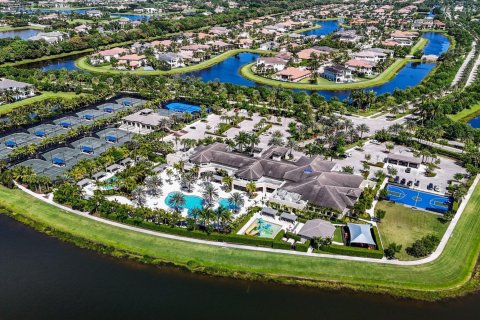 Villa ou maison à vendre à Delray Beach, Floride: 5 chambres, 447.79 m2 № 1075808 - photo 3